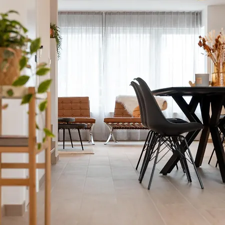Spacious Penthouse For 8 People In The Centre * Ostend