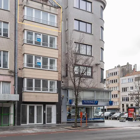 Spacious Penthouse For 8 People In The Centre Apartment *