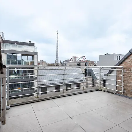 Spacious Penthouse For 8 People In The Centre Apartment Ostend