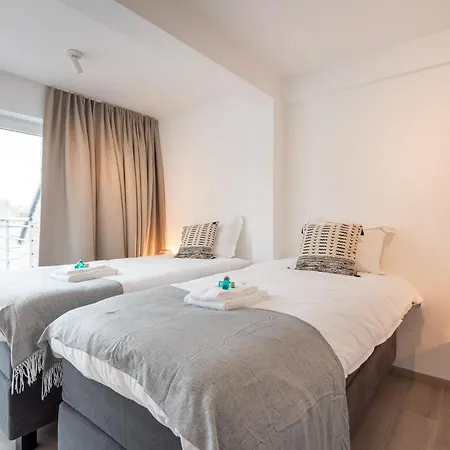 Spacious Penthouse For 8 People In The Centre * Ostend