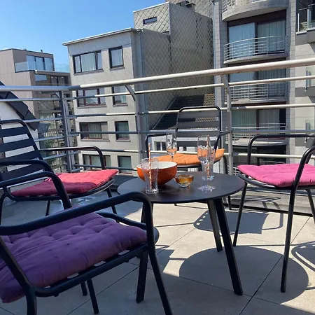 Apartment Spacious Penthouse For 8 People In The Centre Ostend
